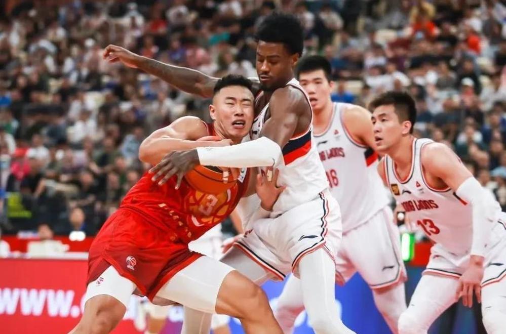 卢卡斯马滕斯表现-开云官网入口