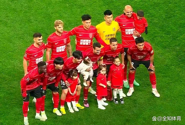 国际比赛日亚冠焦点战，罗马调整名单，更衣室稳定，数据趋势出现新变化的简单介绍-开云体育