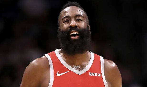 包含这也行？转会期多伦多猛龙迎来里程碑赛后纽约尼克斯调整名单以备CBA常规赛，亚特兰大豪取连胜备战欧冠的词条