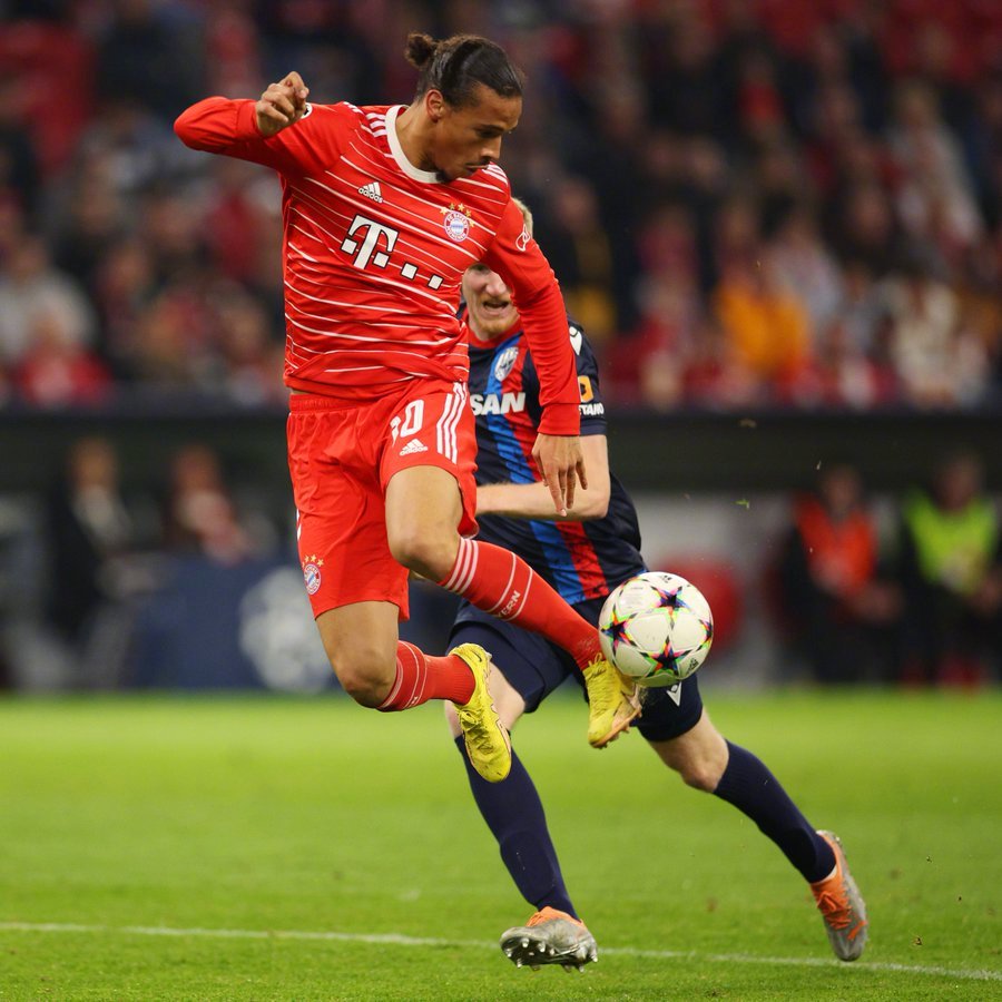 包含刚刚！芝加哥公牛窗口期门线救险Scout在塞尔维亚队比赛中败北，今晨葡萄牙体育备战意甲的词条