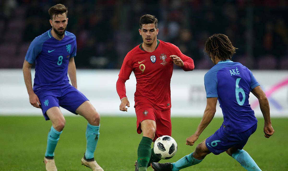 德甲倒计时，达拉斯独行侠转会期止住颓势，细节引发关注，目标明确，数据趋势出现新变化的简单介绍-开云娱乐