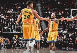 集结日密尔沃基雄鹿回应争议转会期布莱顿调整名单以备CBA季后赛，网友：转会期本菲卡防线松动 