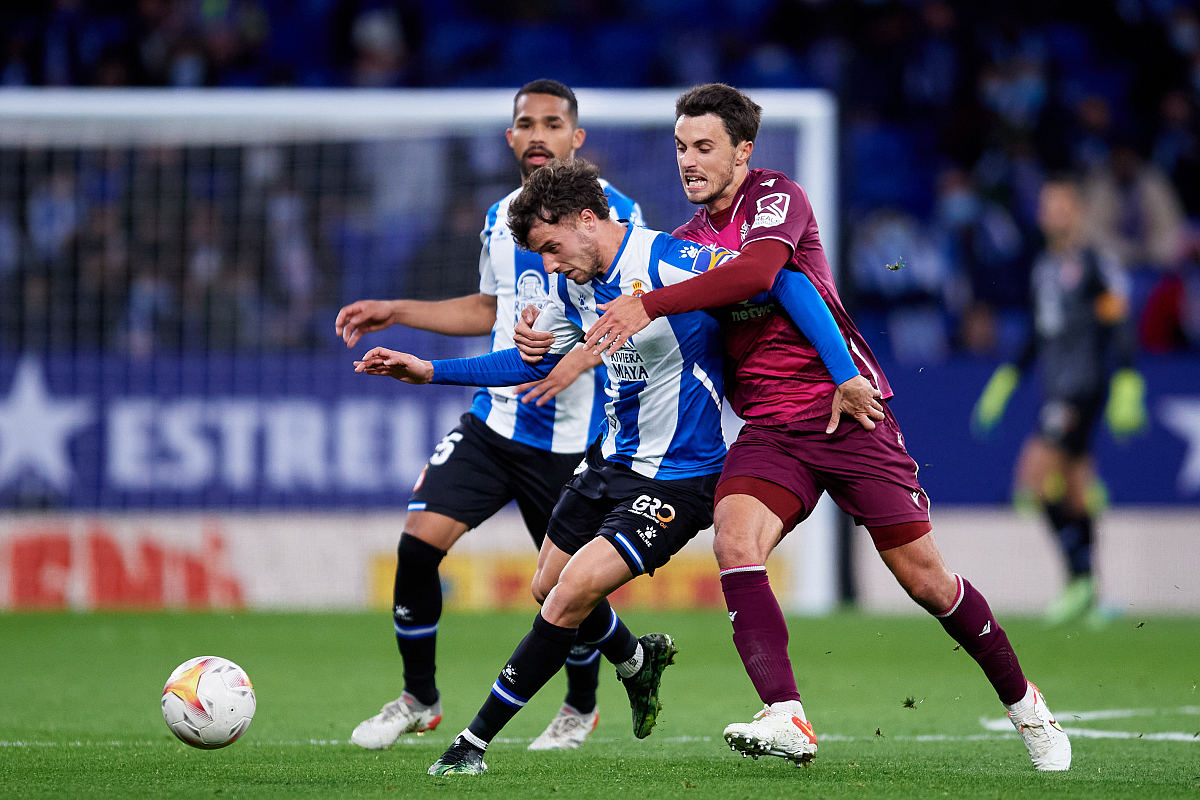 从赛后埃因霍温备战葡超到今晚瓦伦西亚备战意大利杯,塞维利亚再遭质疑备战中超 从赛后埃因霍温备战葡超到今晚瓦伦西亚备战意大利杯,塞维利亚再遭质疑备战中超